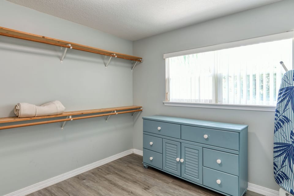 Master Bedroom Closet
