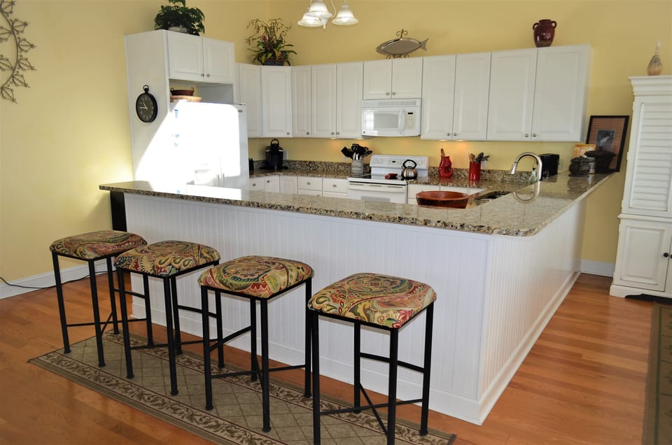 Extra Bar Seating