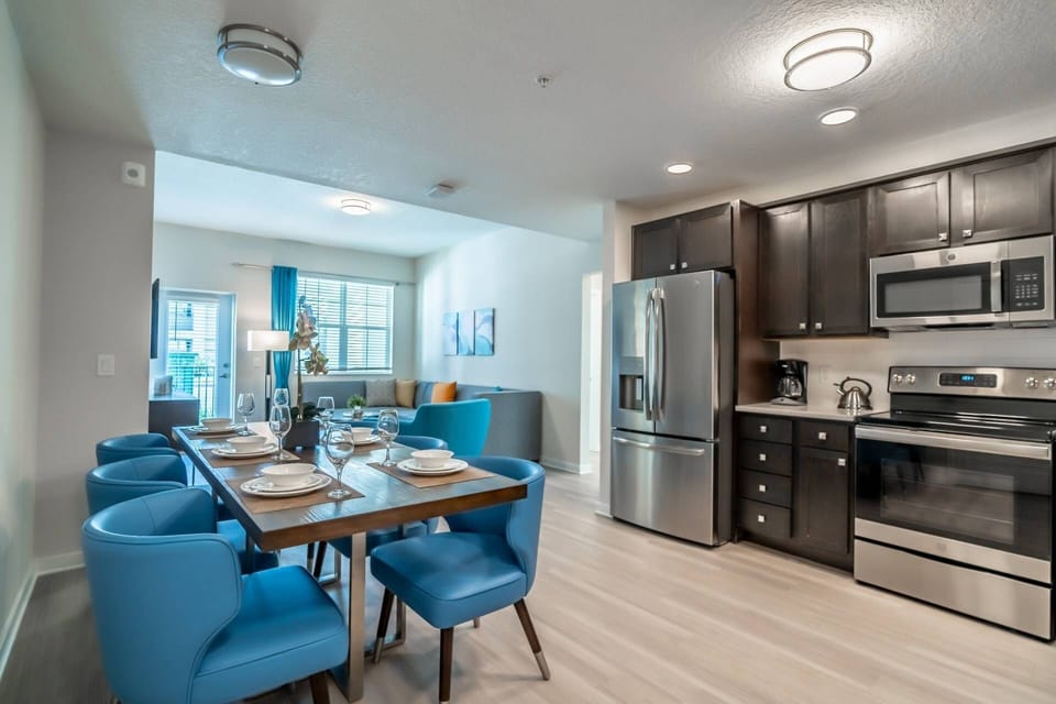 Beautifully Decorated Dining Area and Modern Kitchen
