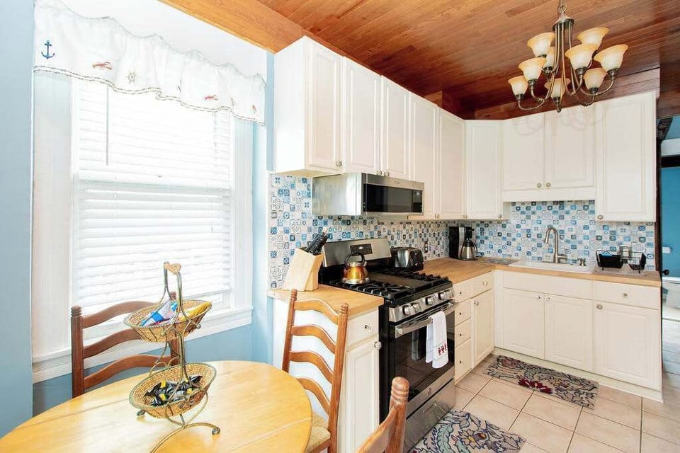 Kitchen Nook