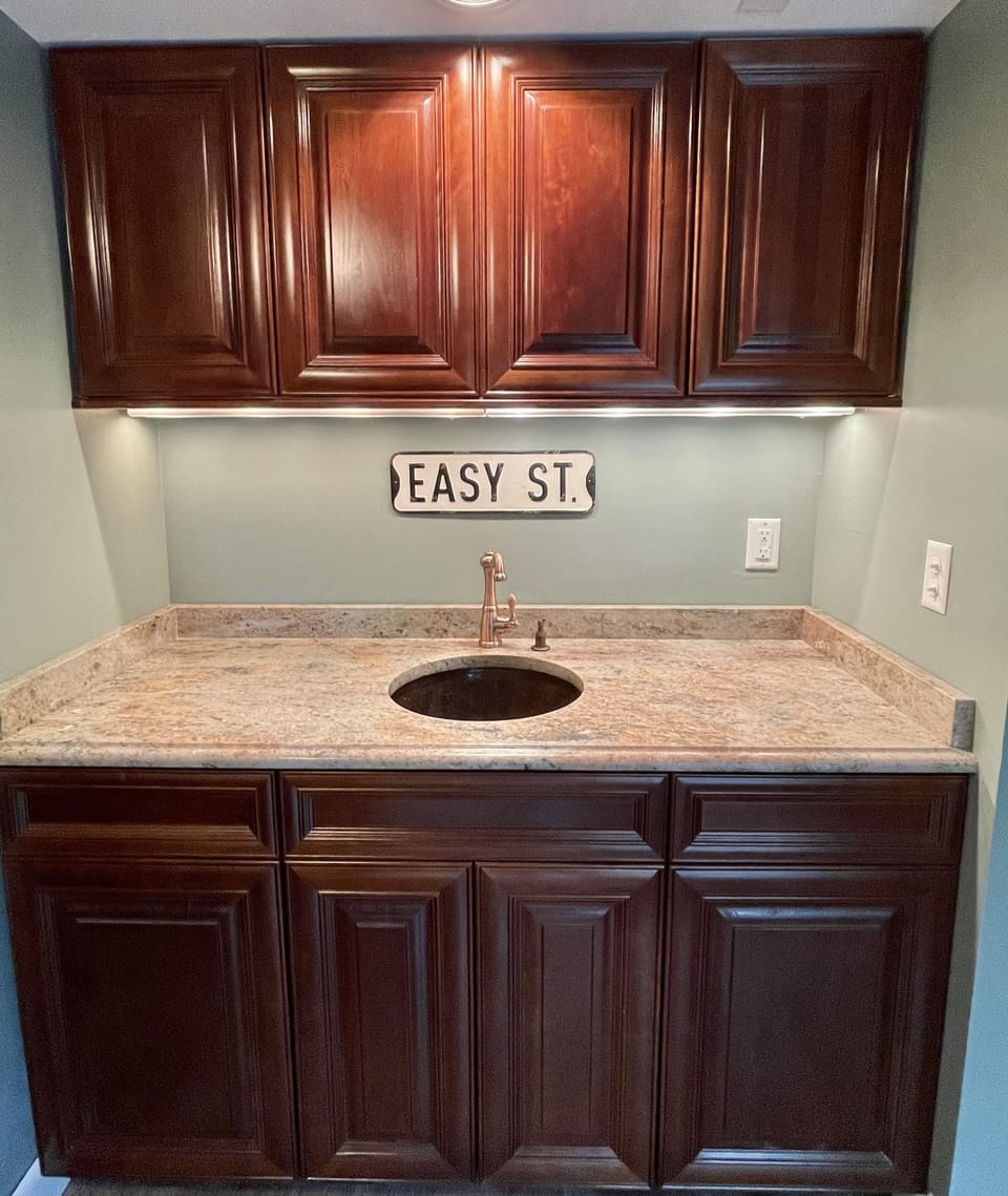 Wet bar in the basement 