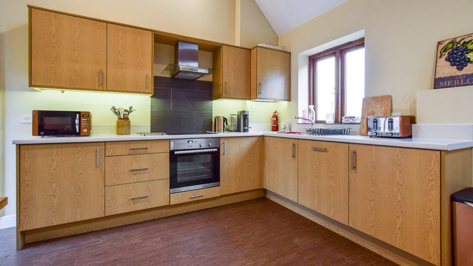 Kitchen, Combine Shed, Bolthole Retreats