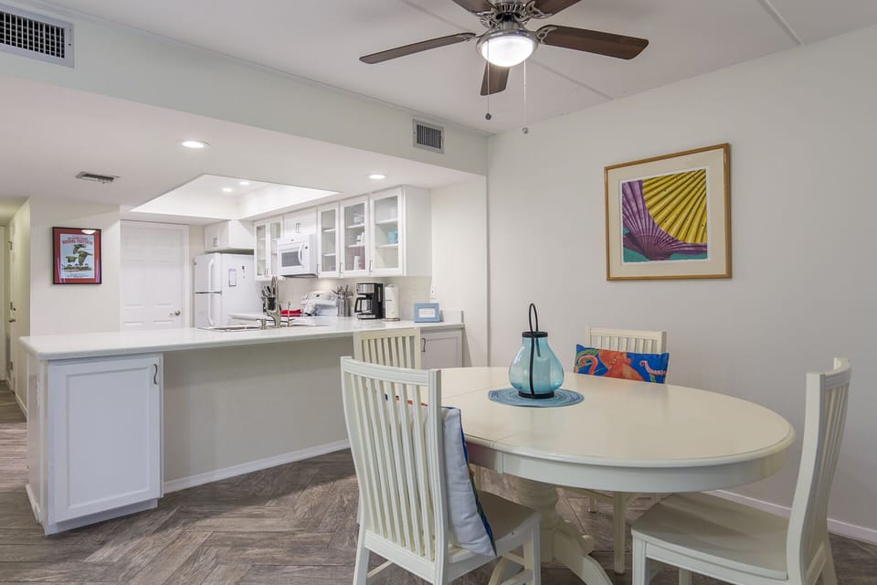 Open Concept Dining and Kitchen Area