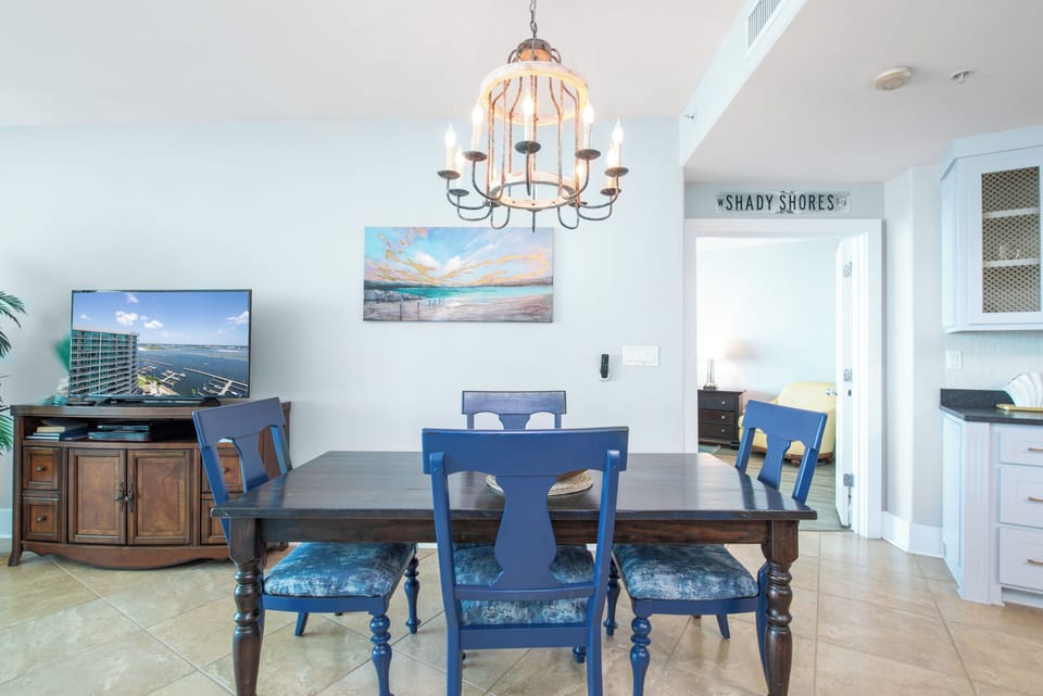 Caribe Resort D1216 Dining Area