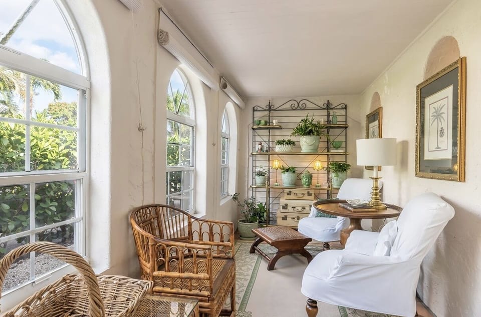 Sun room. Cuddle up with a book 