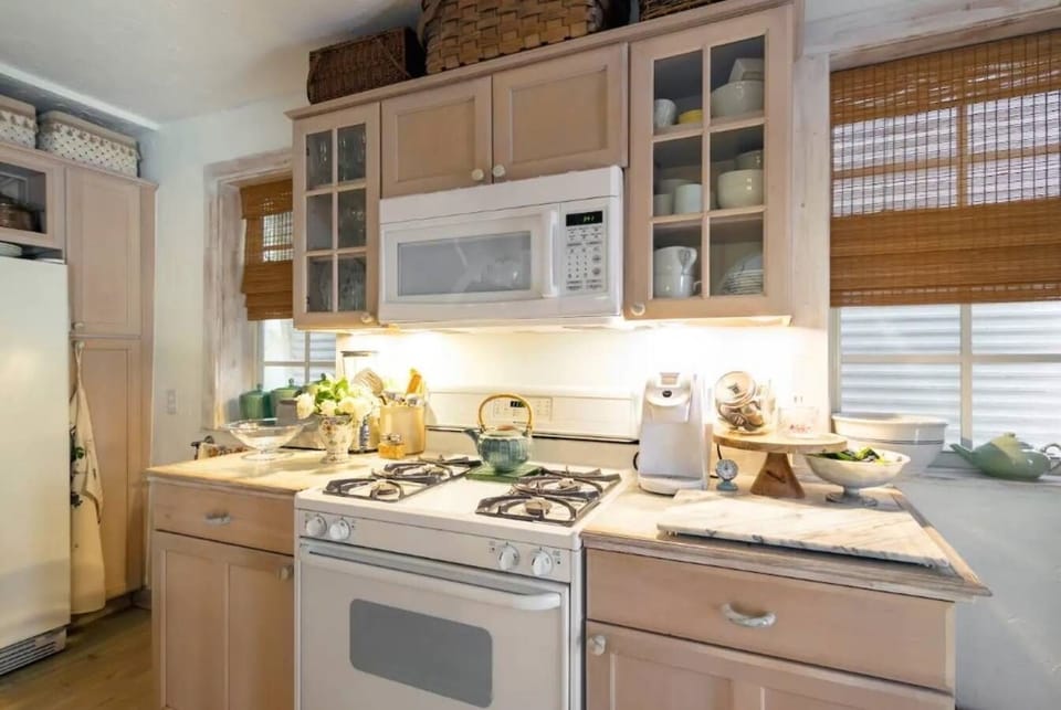Fully stocked kitchen 