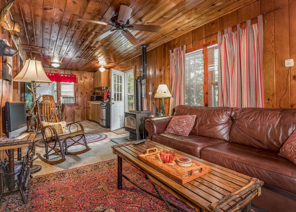 Living area in Bear Cottage