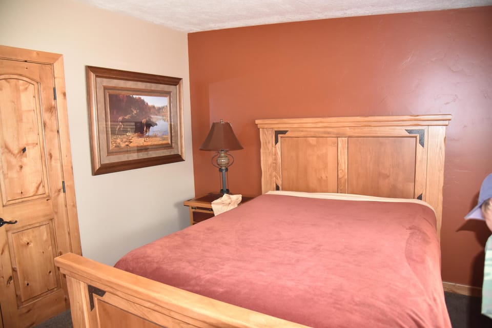 Ranch House Bedroom 1
