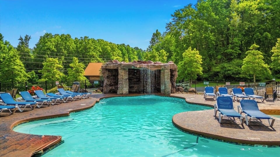 Your resort access means this saltwater pool — grotto waterfall, kiddie pool, full grounds — is steps away whenever you feel like it.