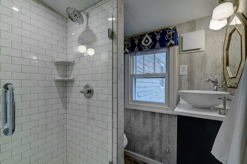 Guest Bathroom near entry