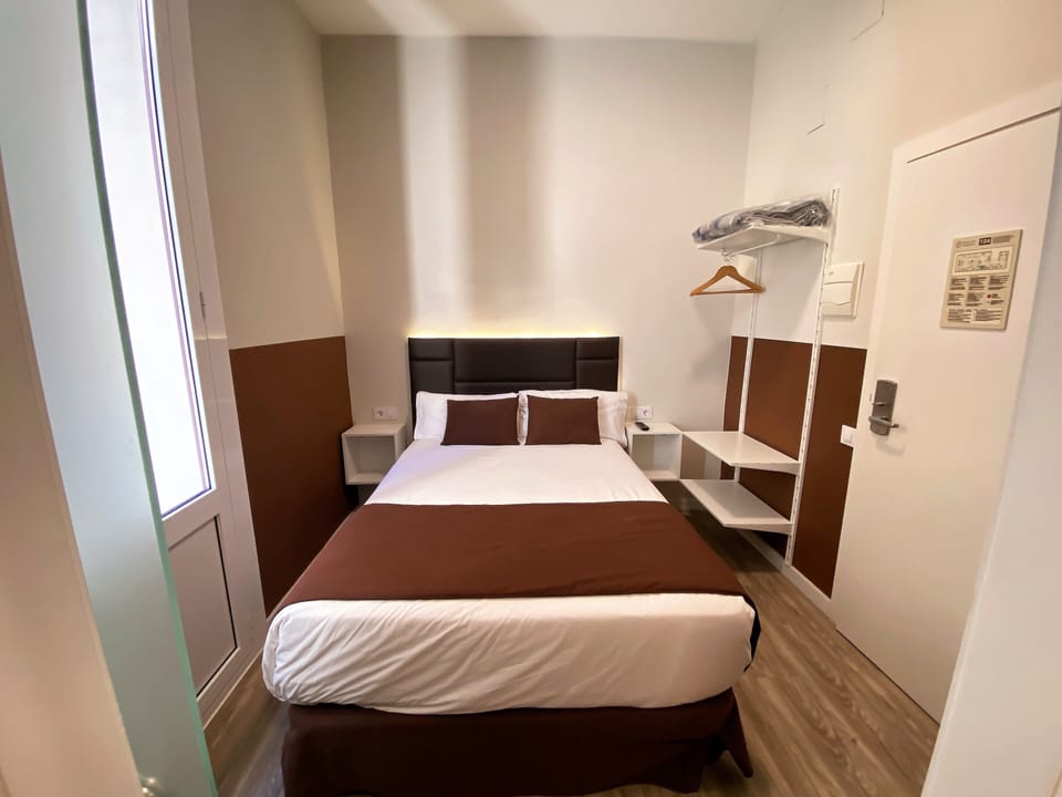 Basic Double Room | Blackout drapes, free WiFi, bed sheets