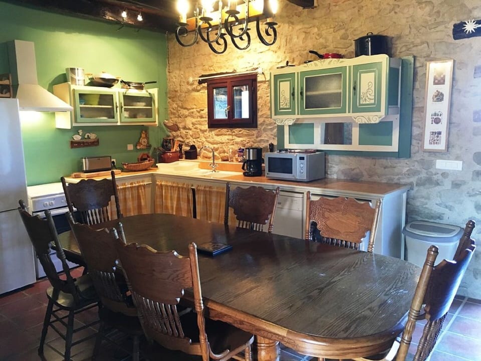 The kitchen and dining room