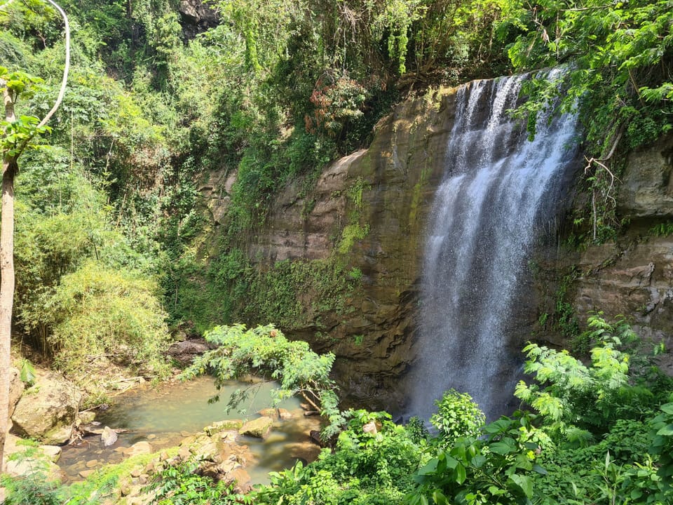 nearby waterfalls to explore & visit