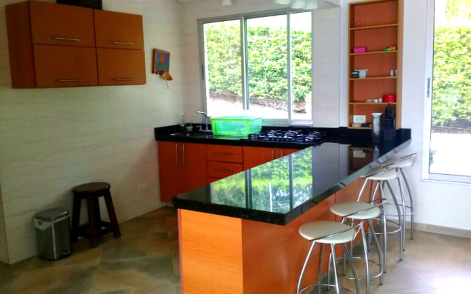 Basic House | Private kitchen