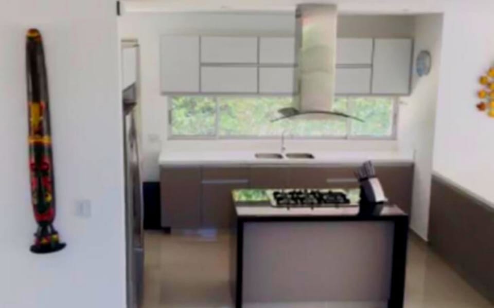Basic House | Private kitchen