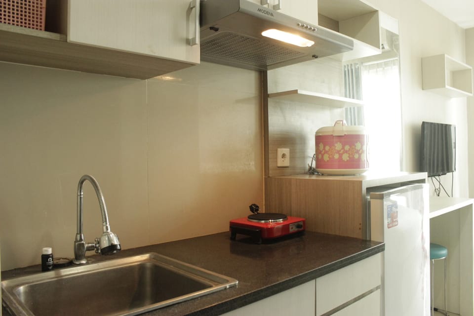 Apartment, Non Smoking, Kitchenette | Private kitchen | Fridge, stovetop, dishwasher, cookware/dishes/utensils