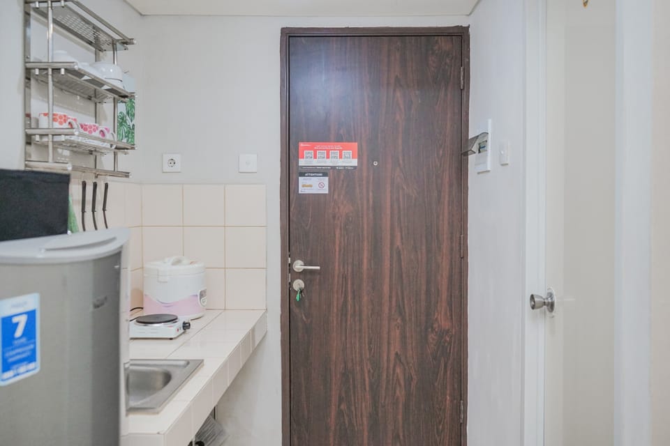 Apartment, Non Smoking, Kitchenette | Private kitchen | Fridge, stovetop, dishwasher, electric kettle