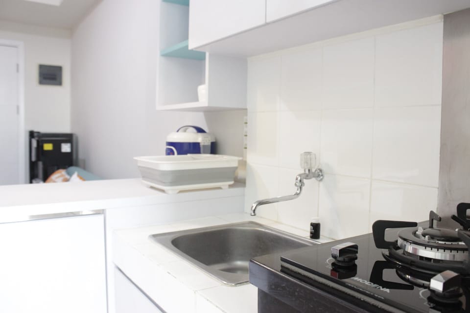 Apartment, Non Smoking, Kitchenette | Private kitchen | Fridge, stovetop, dishwasher, cookware/dishes/utensils