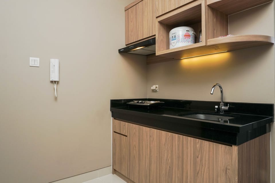 Apartment, Non Smoking, Kitchenette | 1 bedroom, desk, iron/ironing board, free WiFi