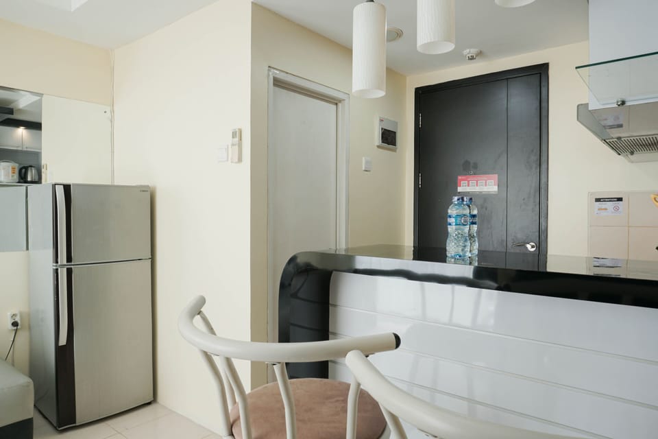 Apartment, Non Smoking, Kitchenette | 2 bedrooms, iron/ironing board, free WiFi, bed sheets