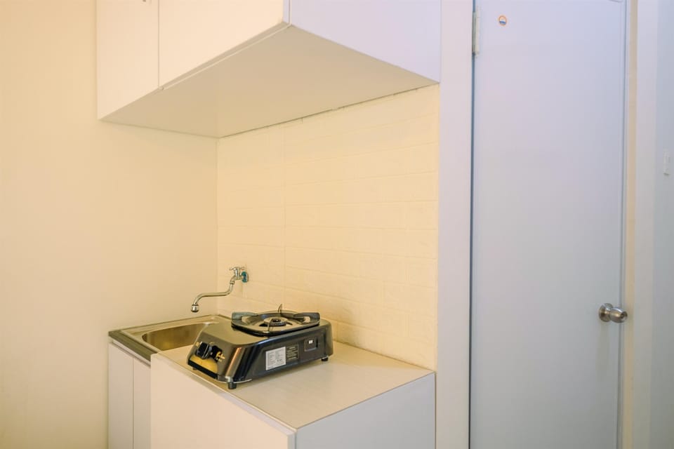 Apartment, Non Smoking, Kitchenette | Private kitchen | Fridge, stovetop, dishwasher, electric kettle