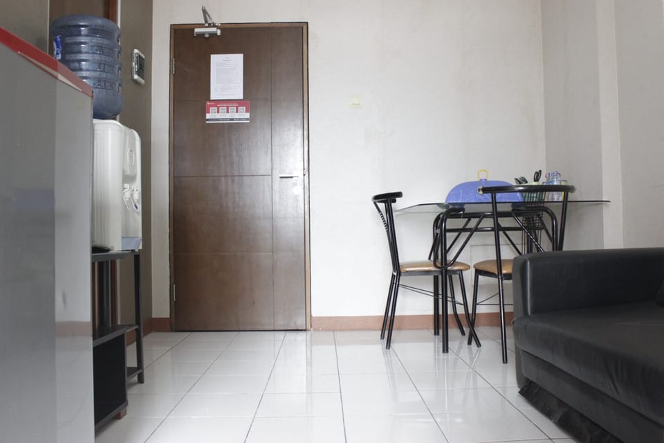 Apartment, Non Smoking, Kitchenette | 2 bedrooms, iron/ironing board, free WiFi, bed sheets