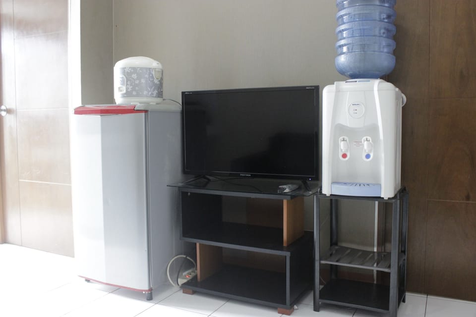 Apartment, Non Smoking, Kitchenette | 2 bedrooms, iron/ironing board, free WiFi, bed sheets