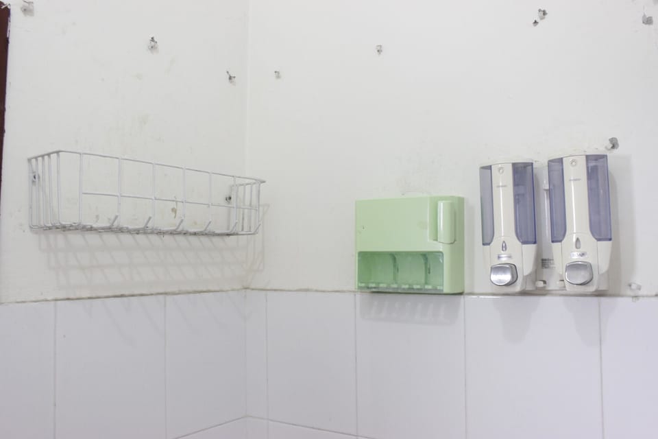 Apartment, Non Smoking, Kitchenette | Bathroom | Shower, free toiletries, towels
