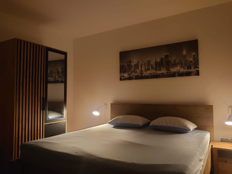 Triple Room (Triple Room with Balcony) | 4 bedrooms