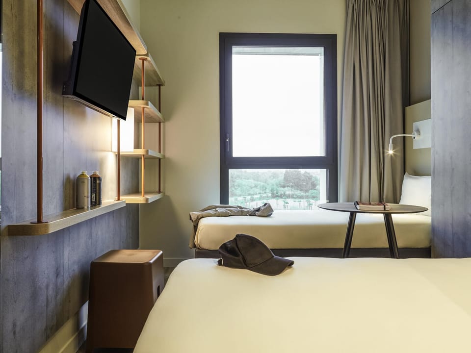 Standard Triple Room, 3 Twin Beds | Blackout drapes, soundproofing, iron/ironing board (on request)