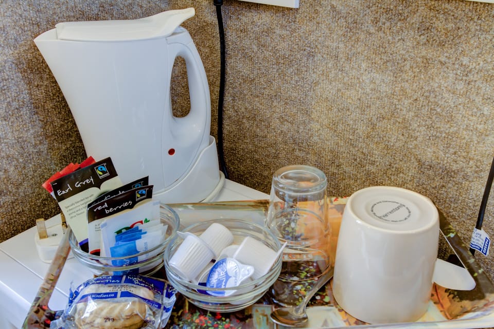 Single Room 1 | Room amenity