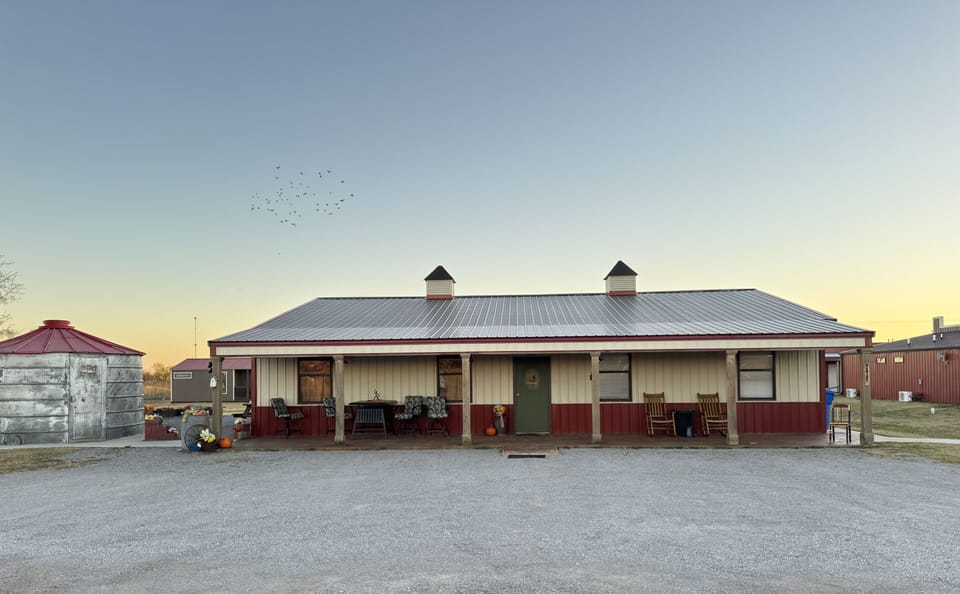 Bunkhouse with large gathering area and full kitchen, sleeps 8, 2 bunkrooms