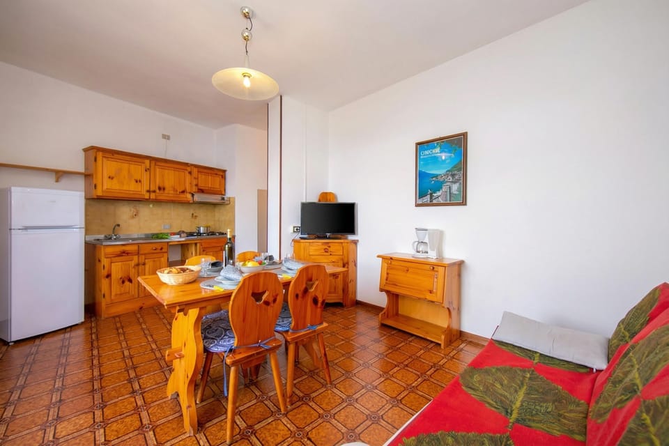 Kitchen and dining area