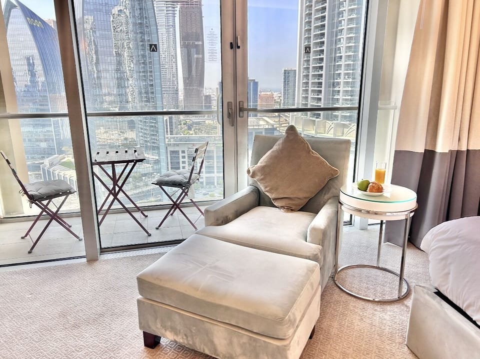 Apartment (0 Bedroom) | Living area | 42-inch LED TV with cable channels, TV