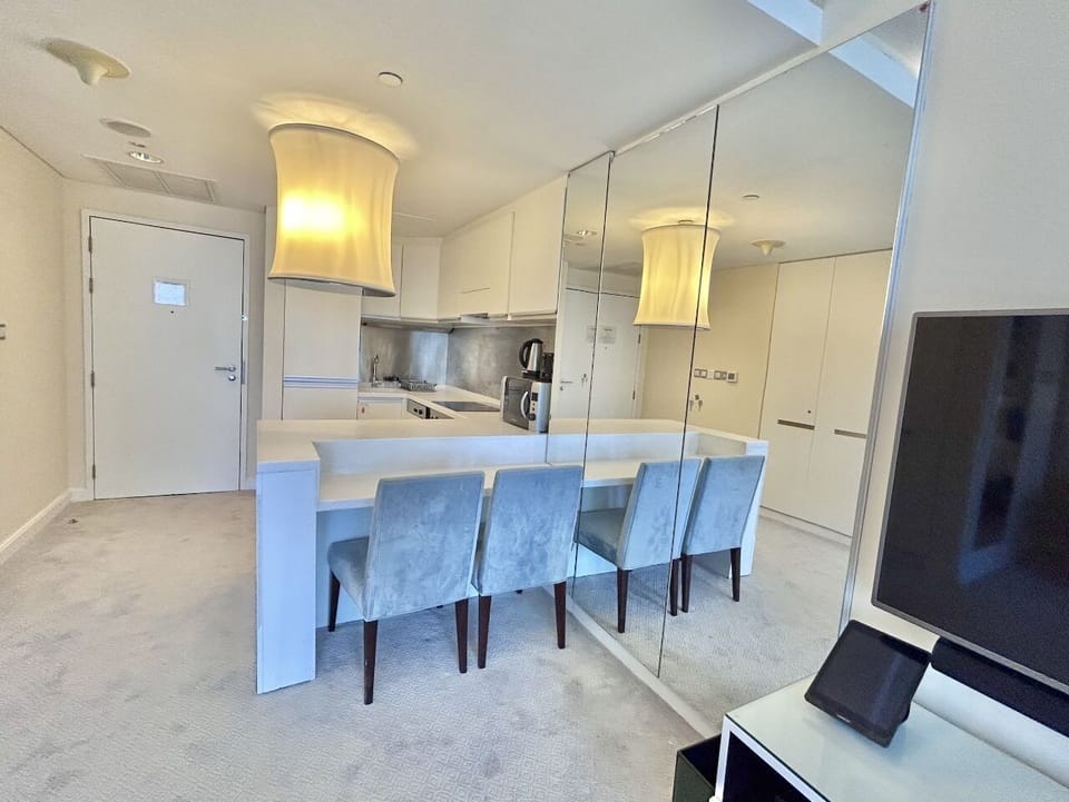 Apartment (0 Bedroom) | Food and drink