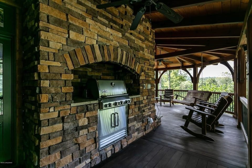 Deck grill