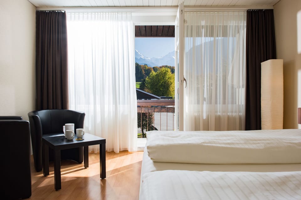 Premium bedding, in-room safe, desk, laptop workspace