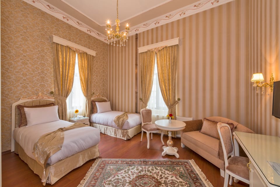 Deluxe Double or Twin Room | Egyptian cotton sheets, premium bedding, pillowtop beds, minibar
