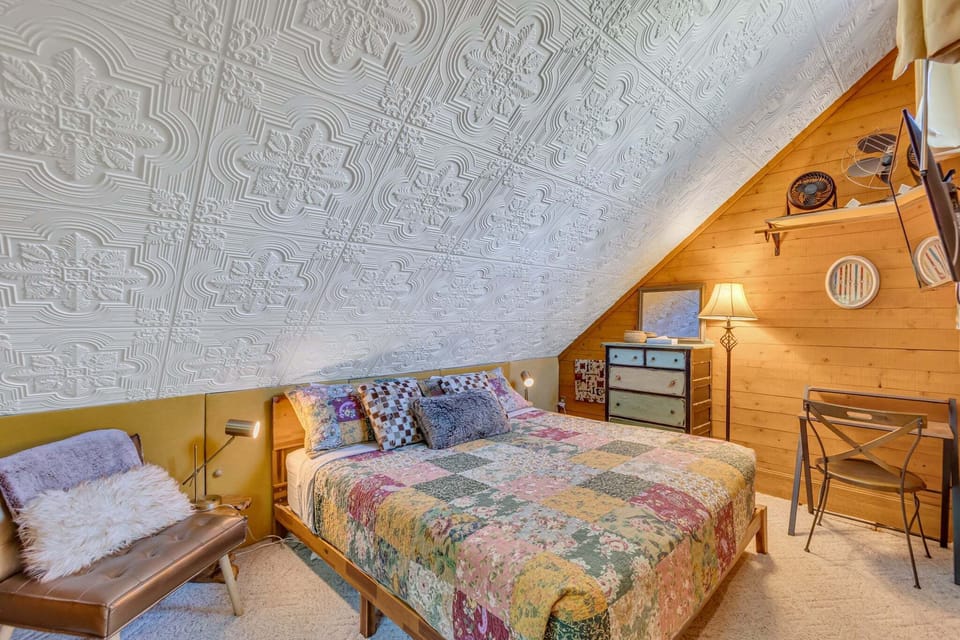 -Comfortable King Size Mattress
- Streaming TV
- Desk Workspace