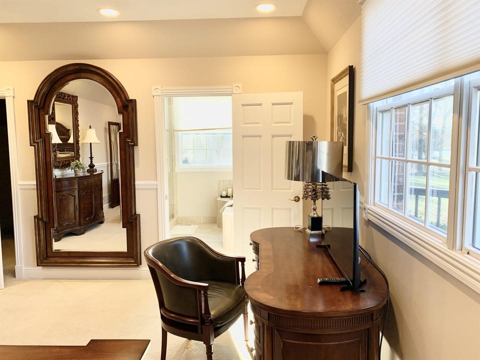 Desk for Working in Master