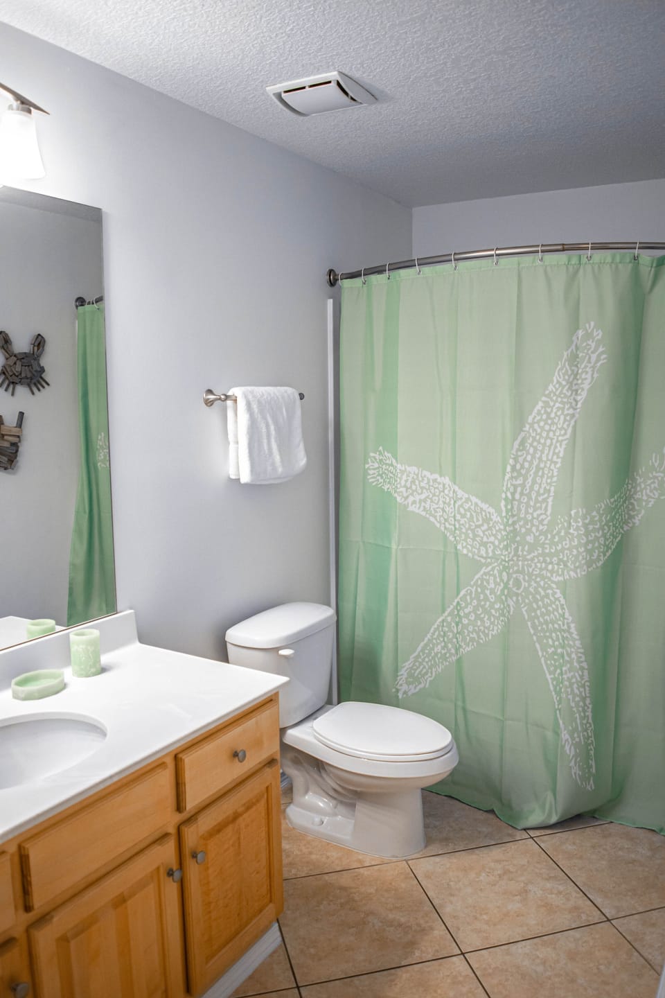 Queen Bathroom