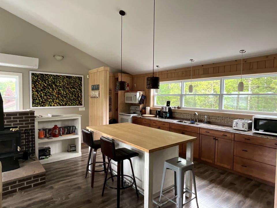 KItchen and Island area