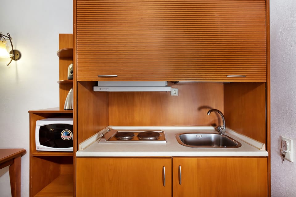 Private kitchenette