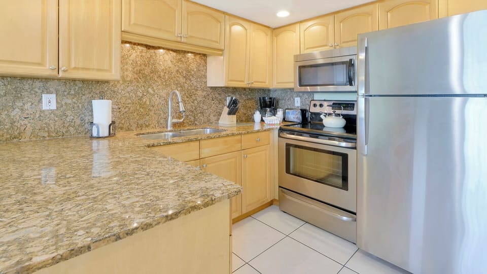 South Beach Living Kitchen Room 605