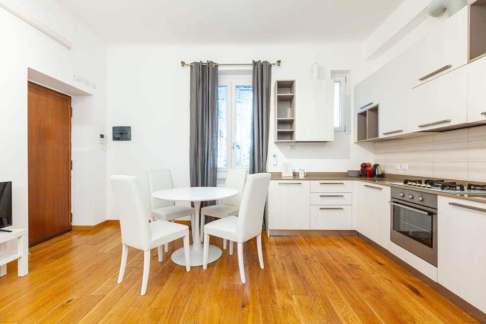 Apartment | Living area | Flat-screen TV