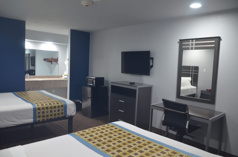 Double Room | Free WiFi, bed sheets