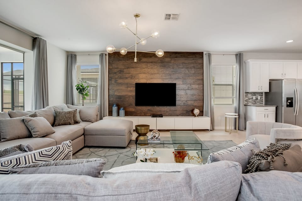 This villa has a total of 9 bedrooms.