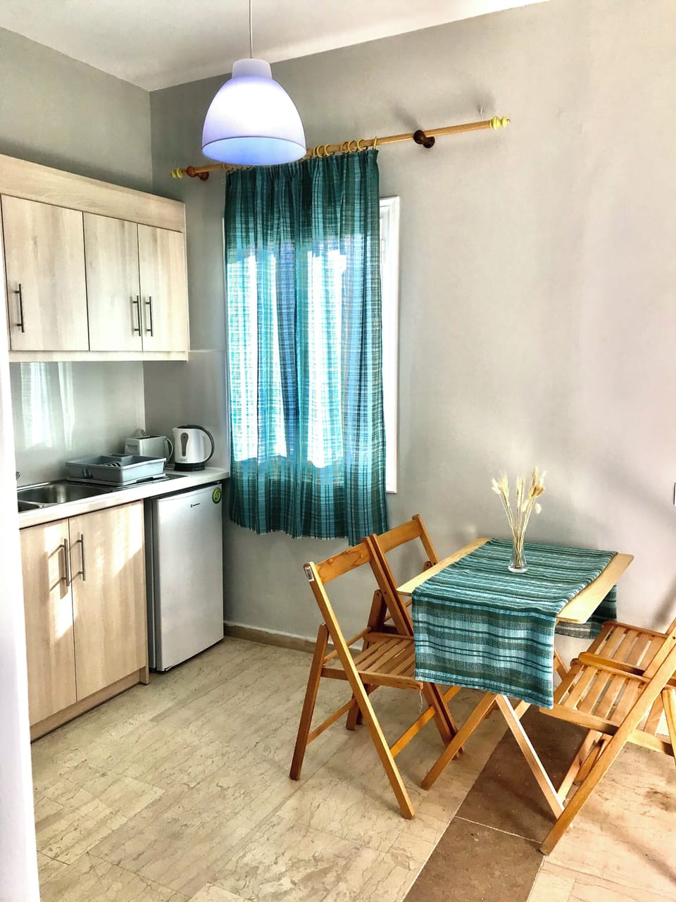 Room, 2 Bedrooms, Terrace, Garden View | Dining