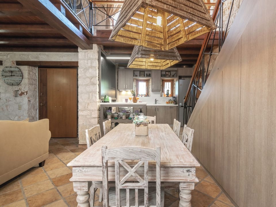 Villa, 4 Bedrooms, Smoking, Private Pool | Dining room
