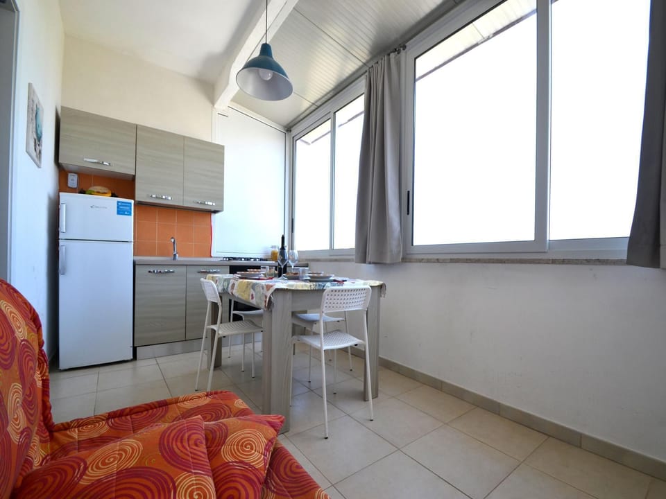 House, 2 Bedrooms, Smoking, City View | Interior